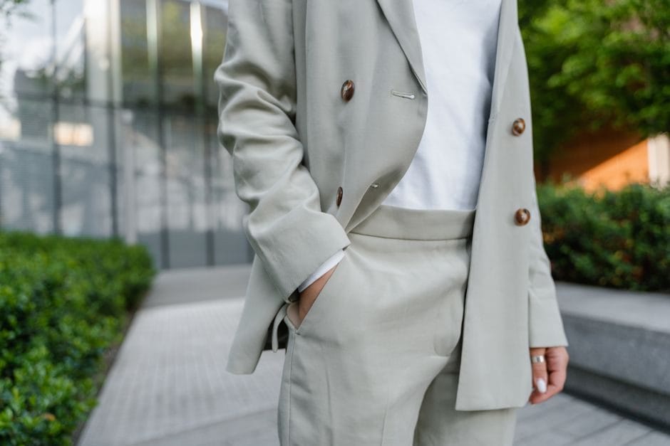 The One Linen Piece That Actually Earns Its Keep in a Heatwave