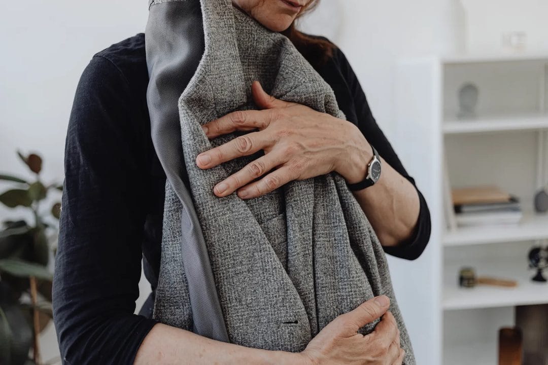 Your Office Thermostat Is the Real Reason Your Summer Outfits Keep Failing