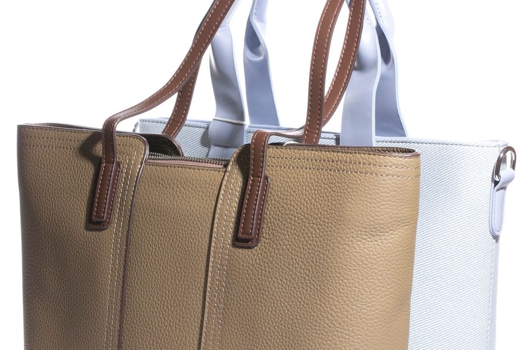 The Fall Bag Reset: Why Structured Totes Are Replacing Slouchy Shoulder Bags This September